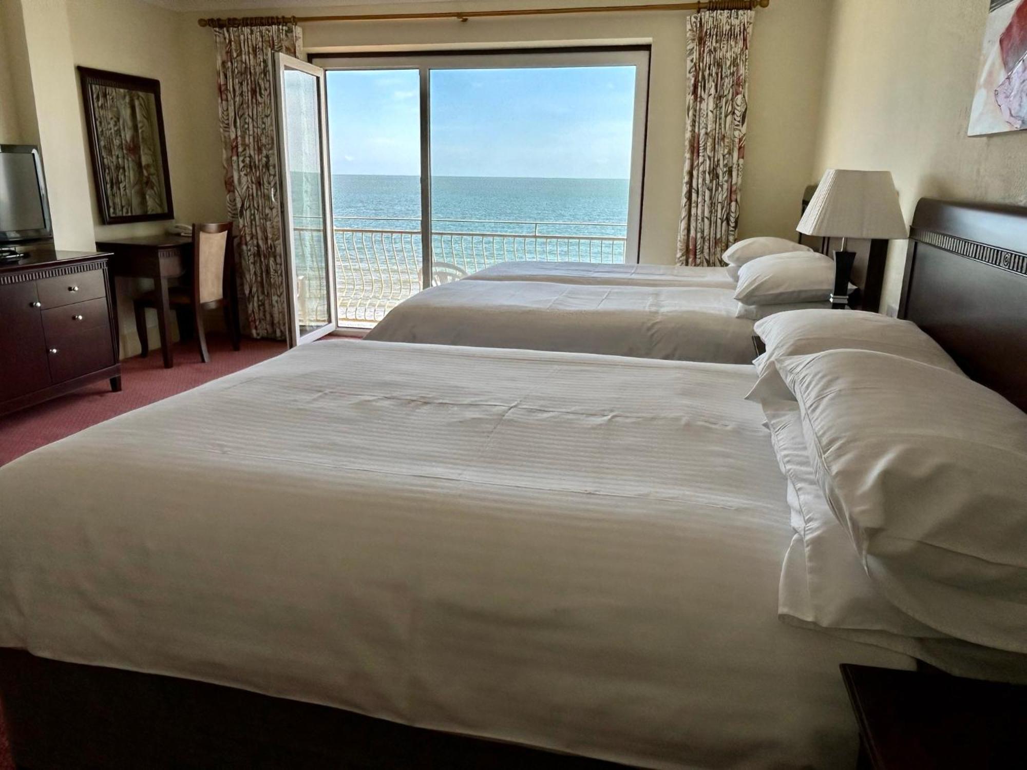 Regent Court - Seafront, Sandown - Free Car Ferry For Bookings Of 3 Or More Nights, Subject To Availability Стая снимка