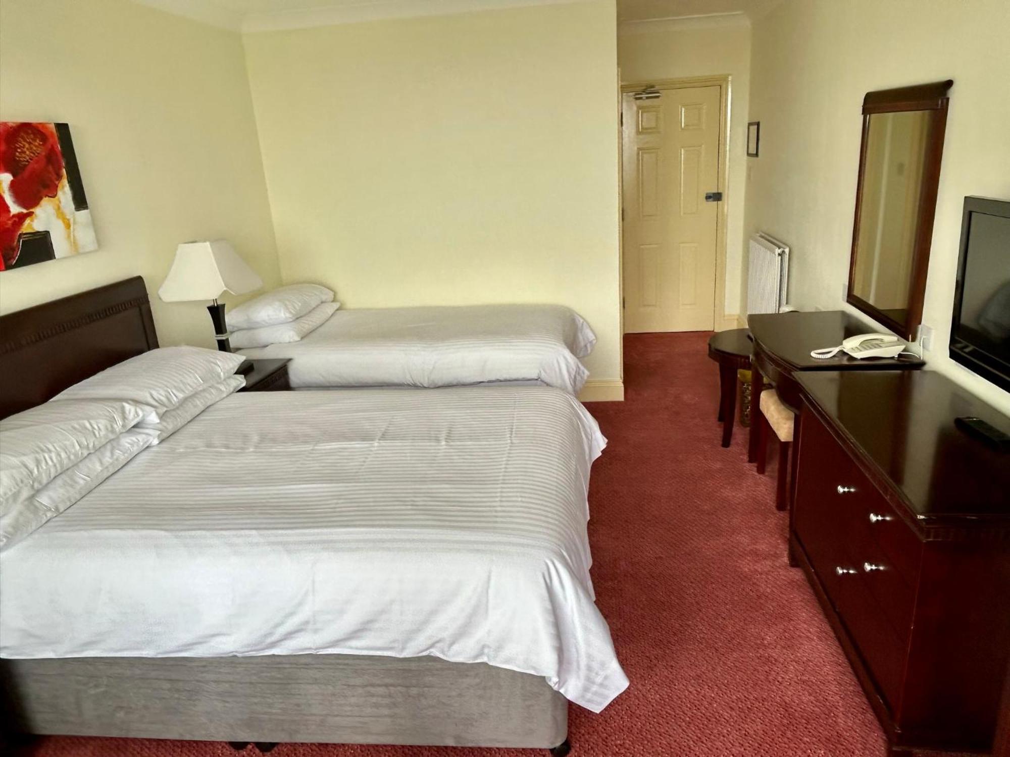 Regent Court - Seafront, Sandown - Free Car Ferry For Bookings Of 3 Or More Nights, Subject To Availability Стая снимка