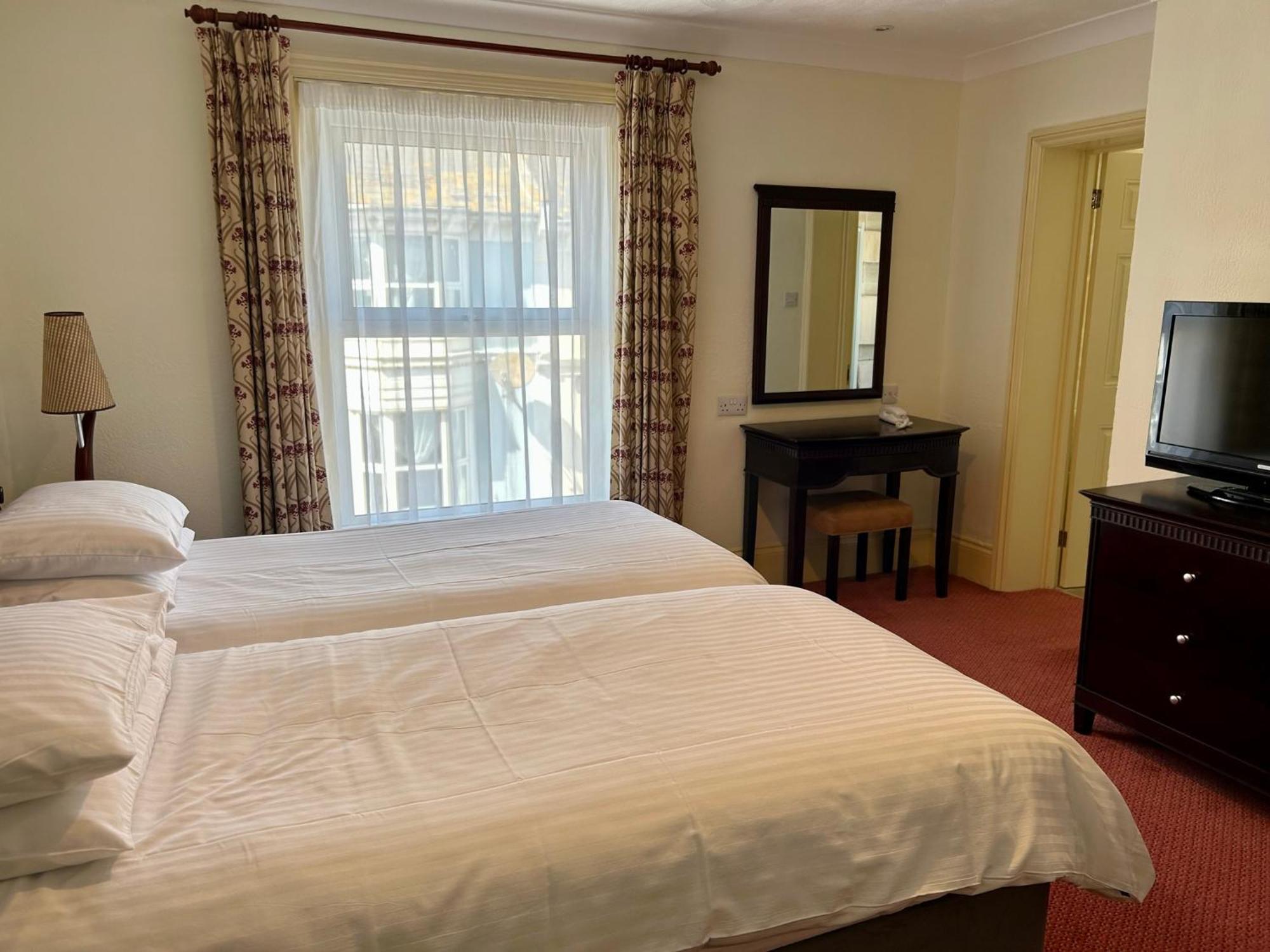 Sandringham Hotel - Seafront, Sandown - Free Car Ferry Стая снимка